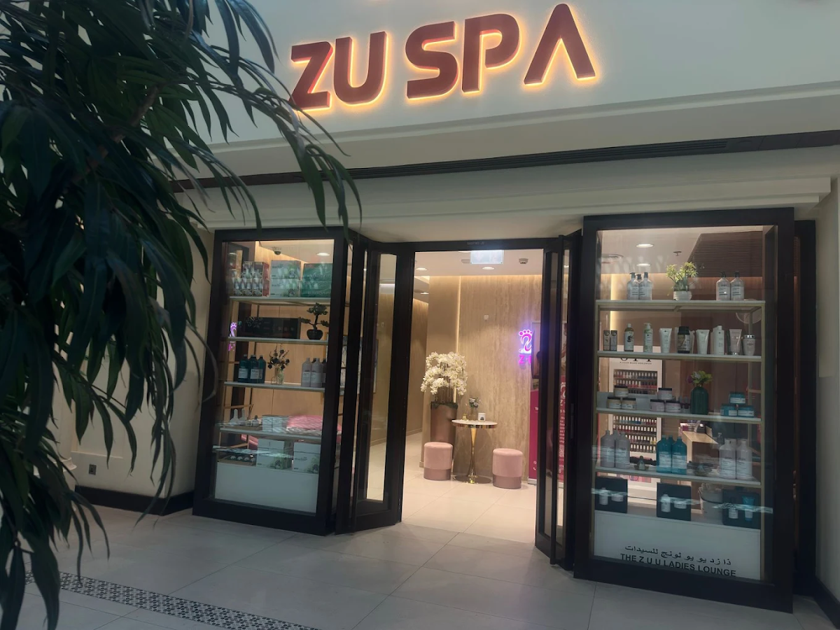 The Z U U Ladies Lounge 5