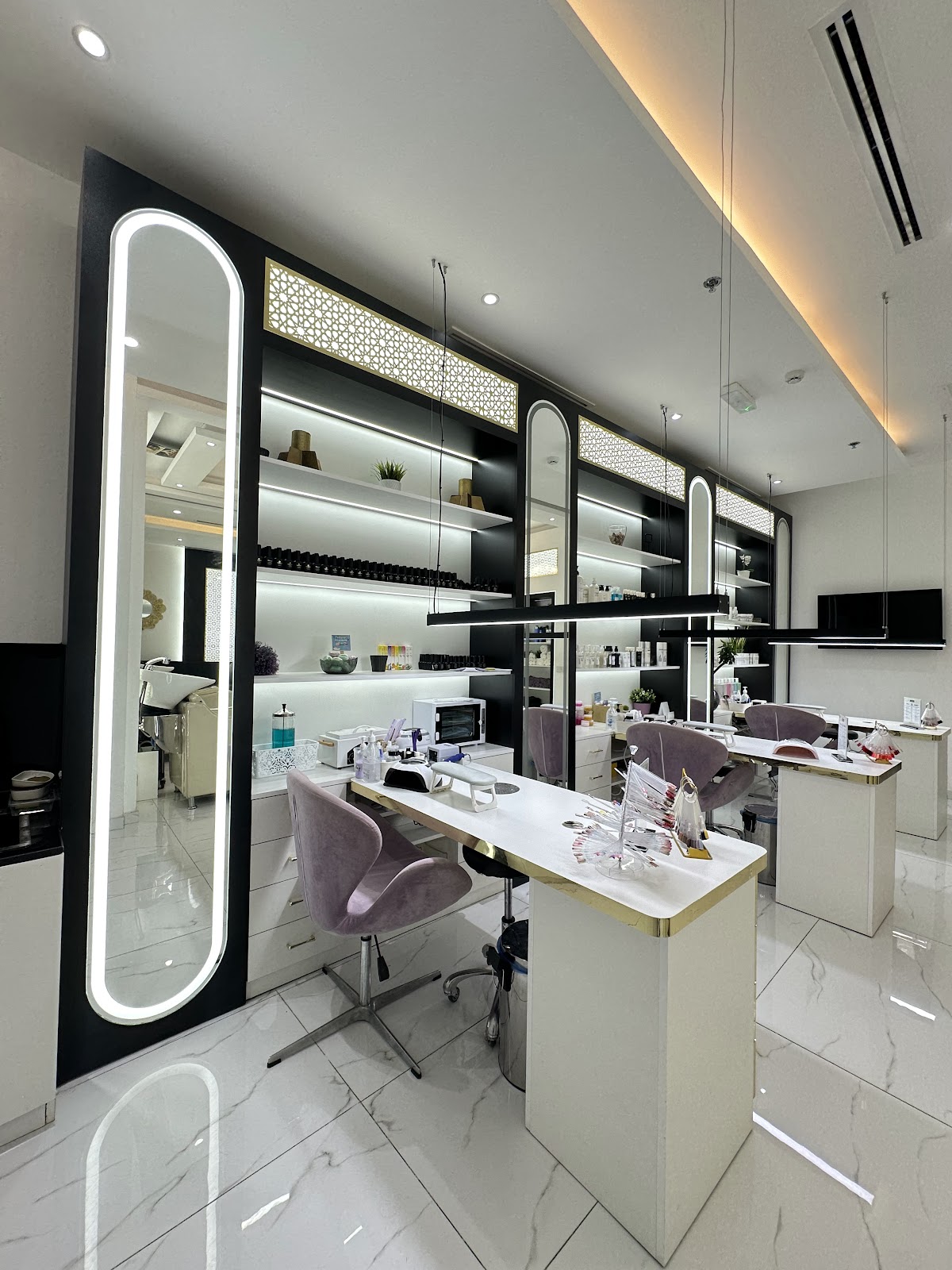 Diamond Beauty Womens Salon LLC
