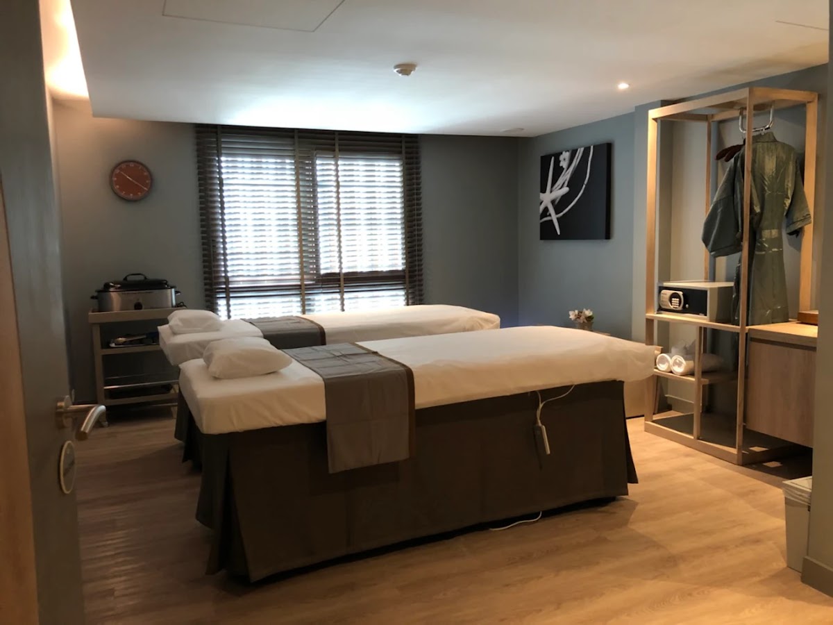 Best Spa and Massage Centre 5