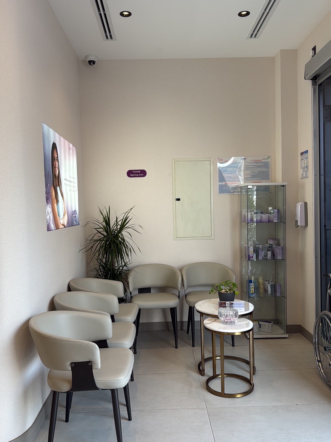 Prettiv Aesthenics Clinic 2