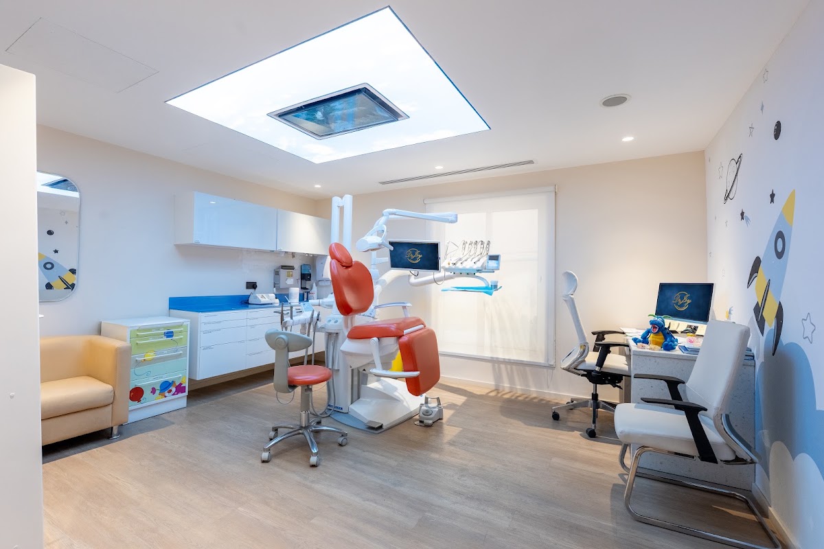 Dr. Joy Dental Clinic, Umm Suqeim Pediatric & Orthodontic Center 4