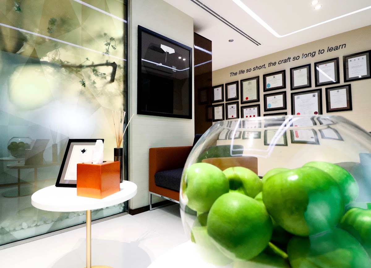 The Practice Dental Centre | Orthodontist | Cosmetic Dentists | Dental Implant 4
