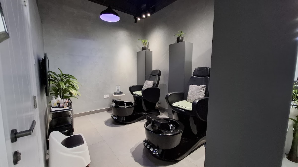 Alsharq gents saloon