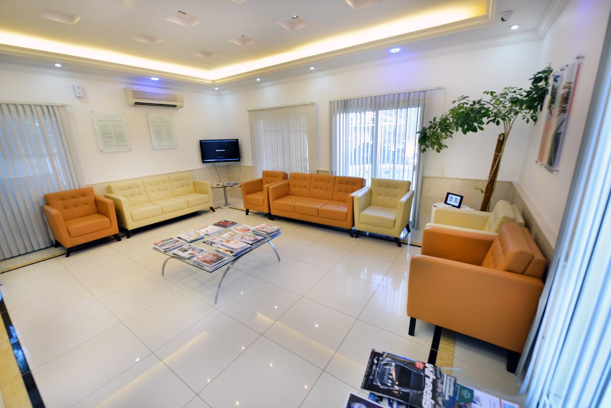 Drs. Nicolas & Asp Dental Centers – Jumeirah 5