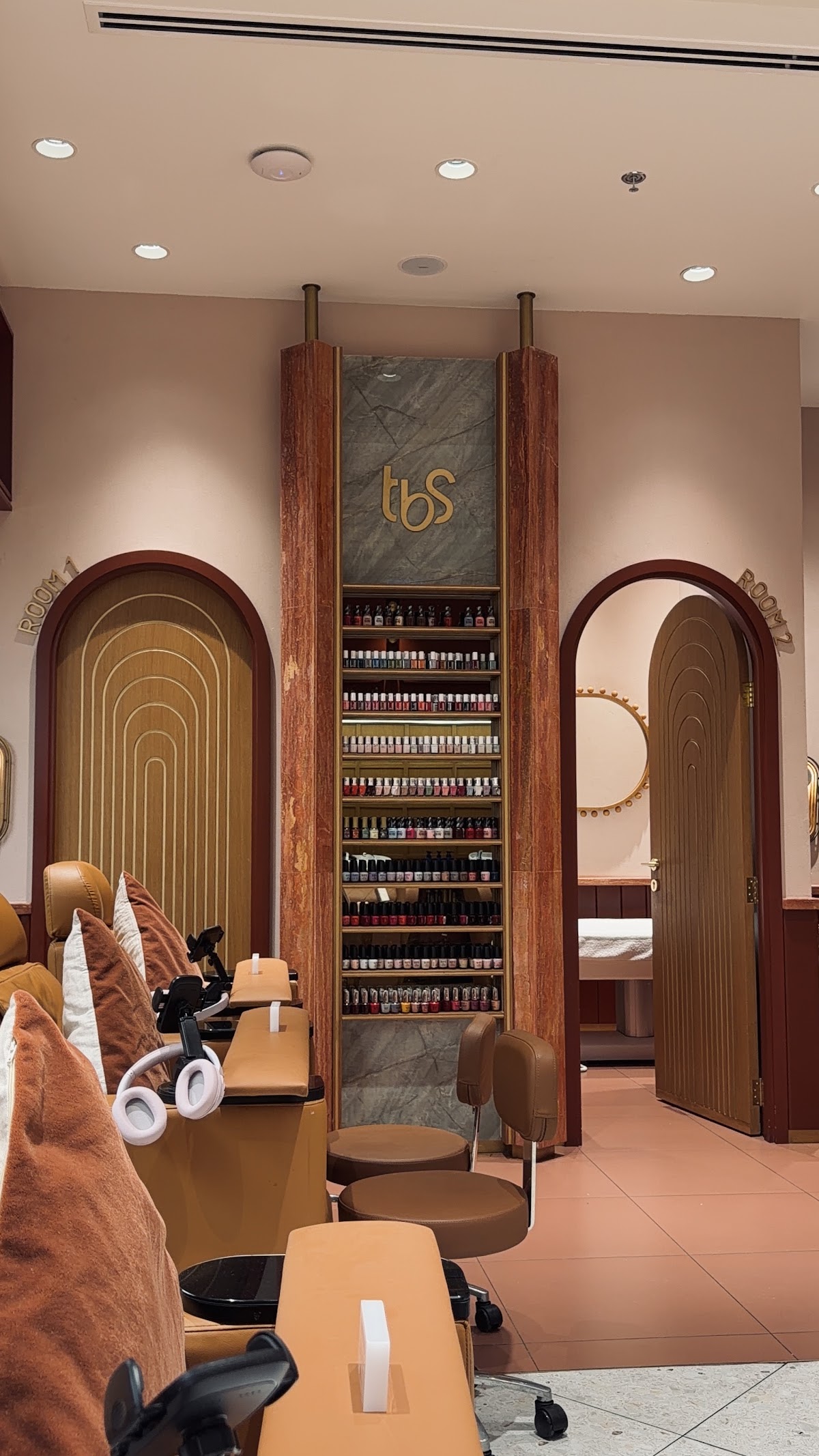 The Beauty Station - Mall of the Emirates