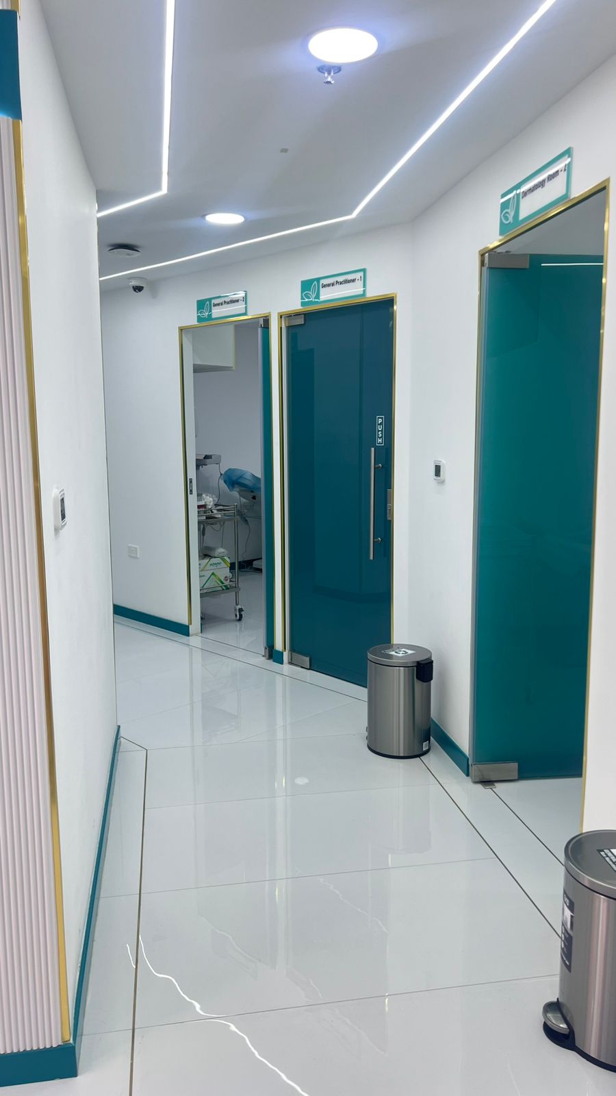 Dermanostics Poly Clinic 4