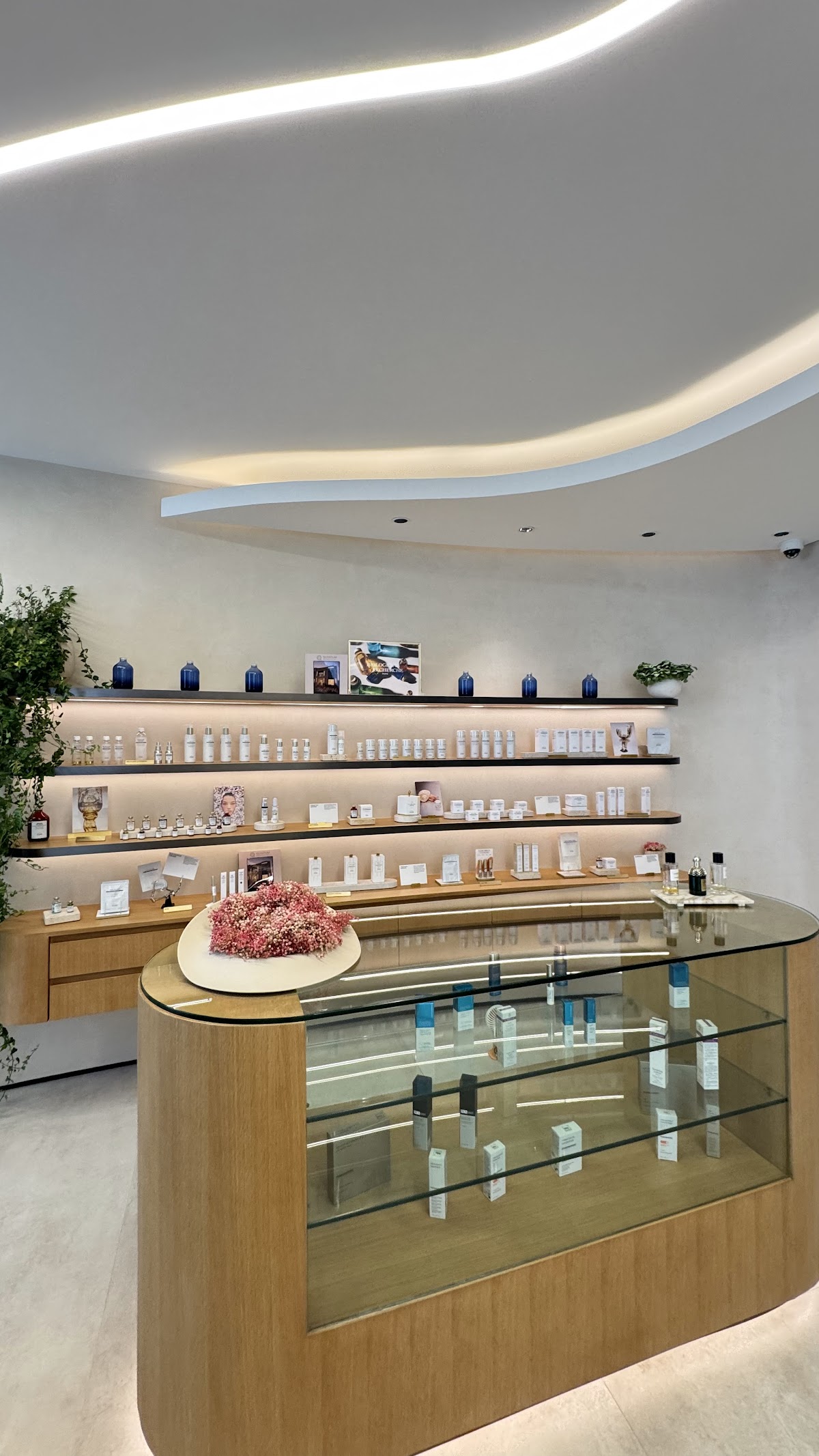 Quantum Aesthetic Clinic - Jumeirah 1 2