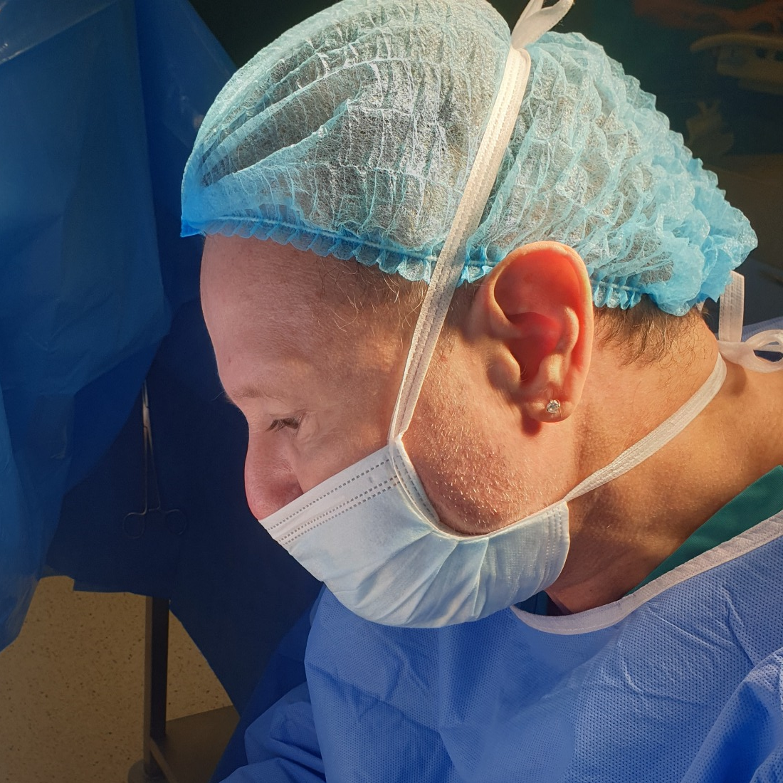 Dr. Nazmi Baycin - Plastic Surgeon | Dubai 2