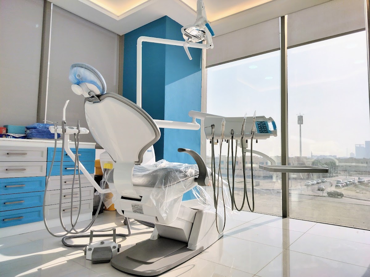 Art of Teeth Dental Clinic | Root Canal Treatment | Dental Implant | Braces | Affordable Dental Clinic | Invisalign 3