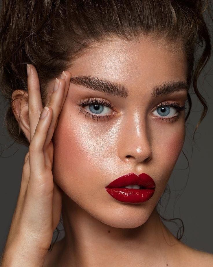 Makeup Artist Dubai Freelancer TAREQ HAMZA