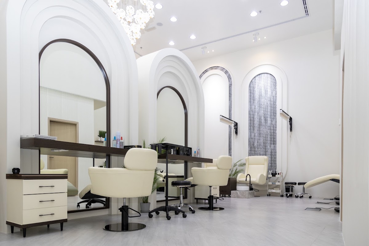 Eleven Signature Beauty Salon