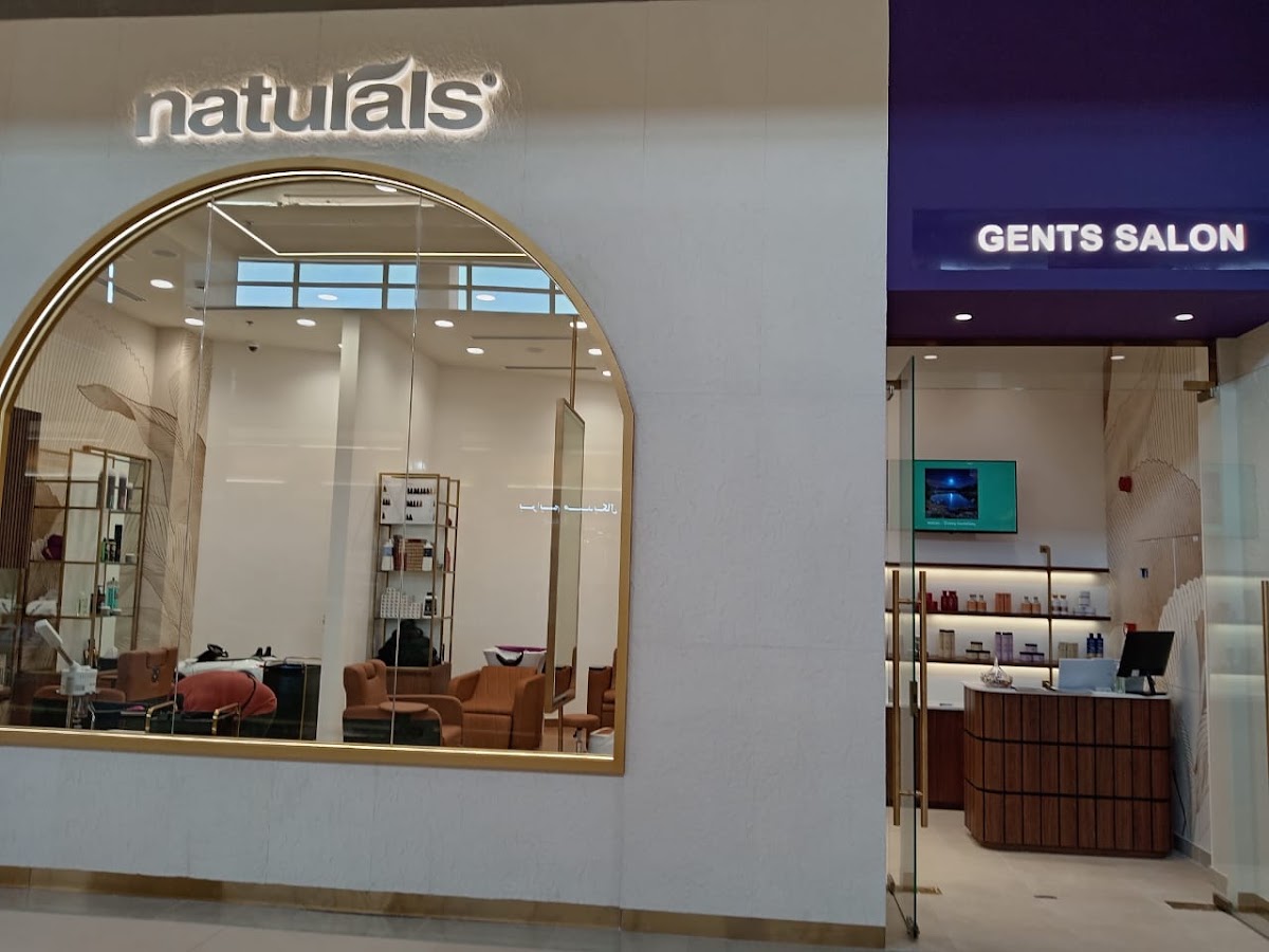 Naturals Salon